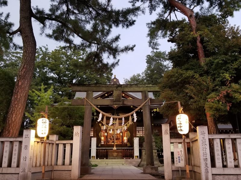神社 行田 八幡 癌封じで有名な行田八幡神社の御利益と祈祷料・お守り、「なで桃」とは？