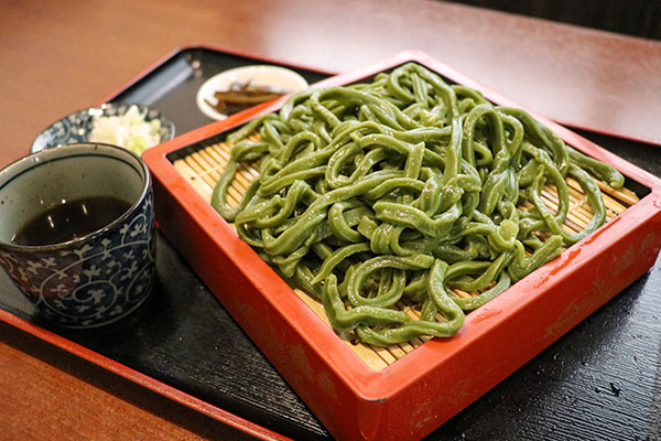 狭山茶うどん／狭山抹茶うどんの画像