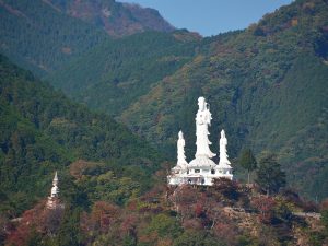 白雲山鳥居観音