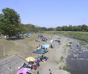 川の広場バーベキュー場